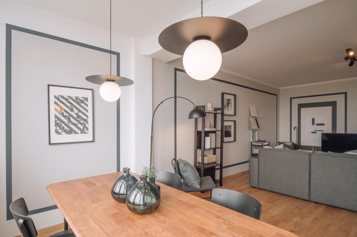 Herbert - 2 Bedrooms And Balcony In Areeiro *