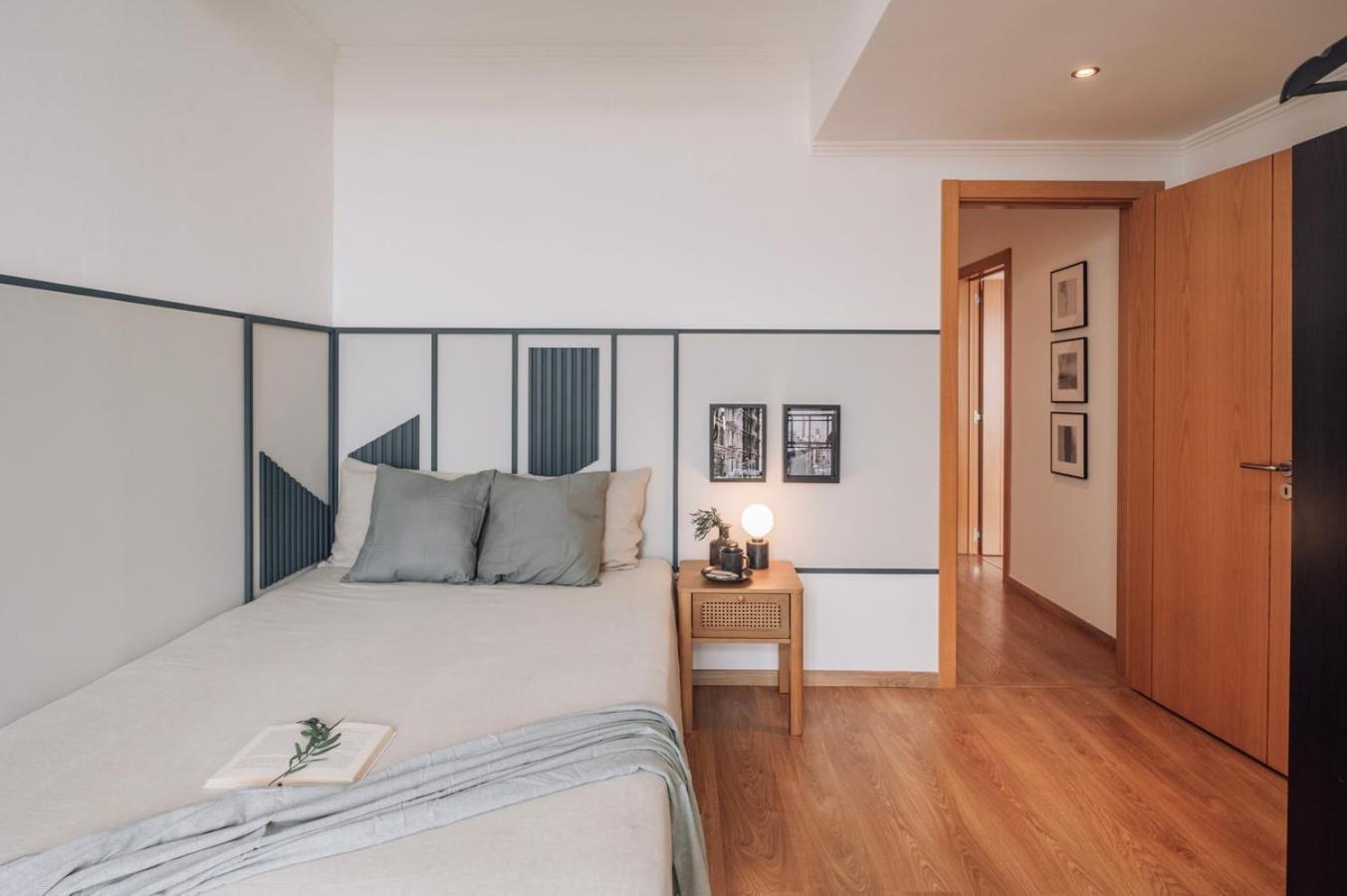 Herbert - 2 Bedrooms And Balcony In Areeiro Apartment Lisbon
